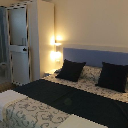 Hotel Niagara マロッタ エクステリア 写真