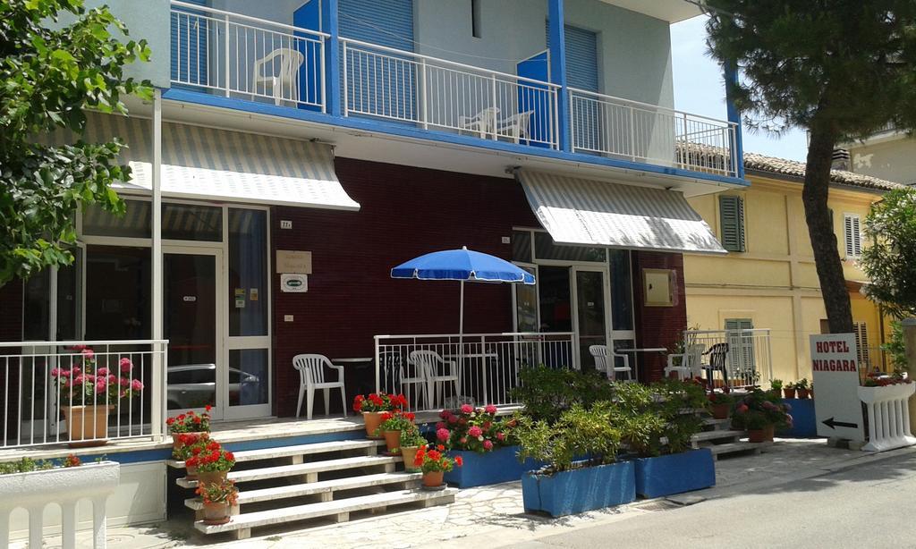 Hotel Niagara マロッタ エクステリア 写真