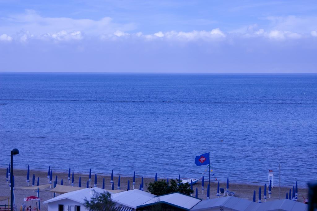 Hotel Niagara マロッタ エクステリア 写真